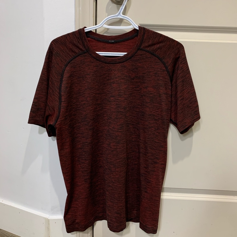 Lululemon Men's Red Athletic Shirt